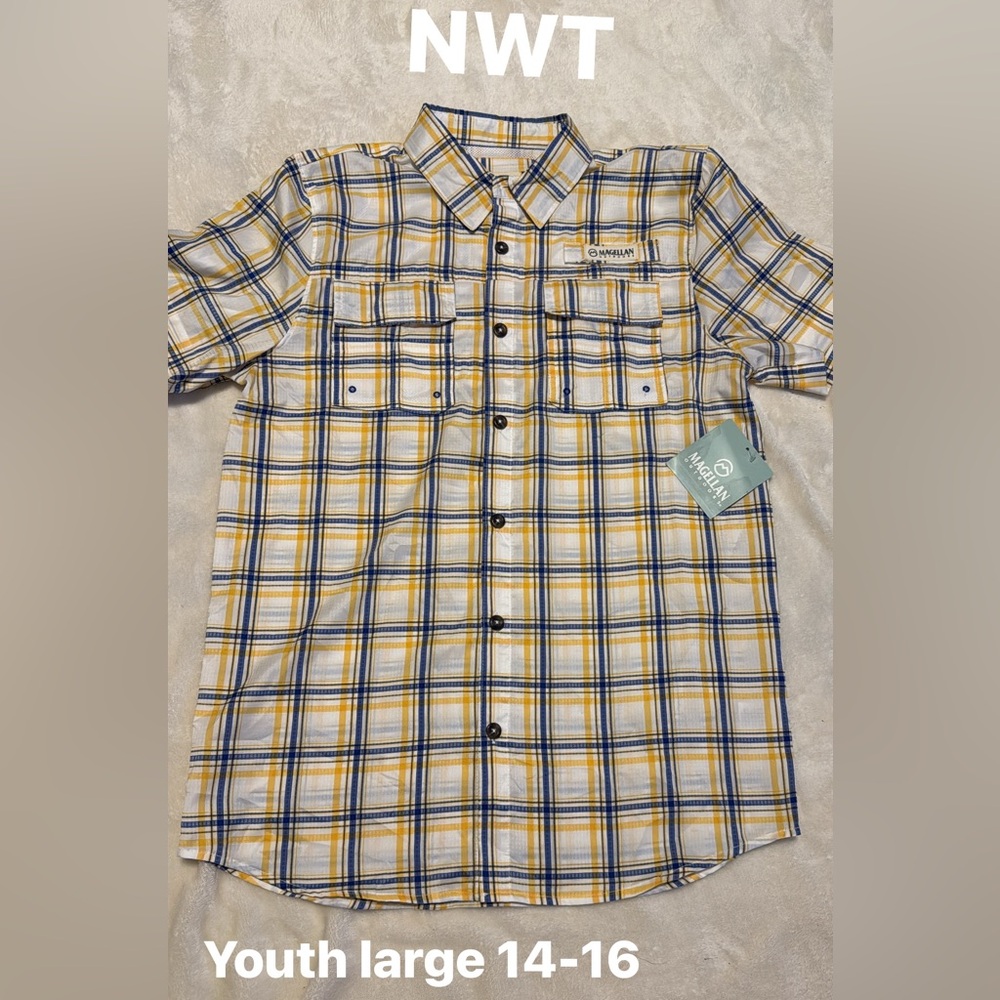 Magellan Outdoors Yellow and Blue Casual Button Down Shirt